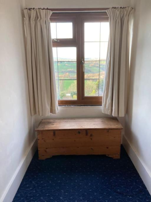 Llanfair Caereinion Bryntirion Farmhouse Rooms מראה חיצוני תמונה